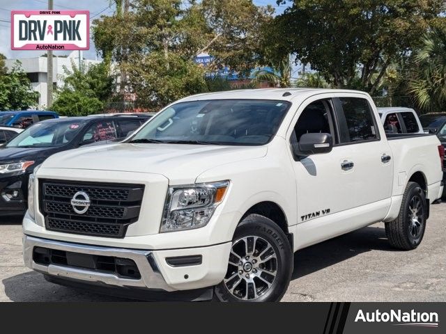 2020 Nissan Titan SV