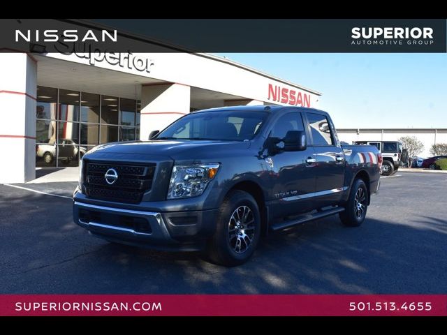 2020 Nissan Titan SV