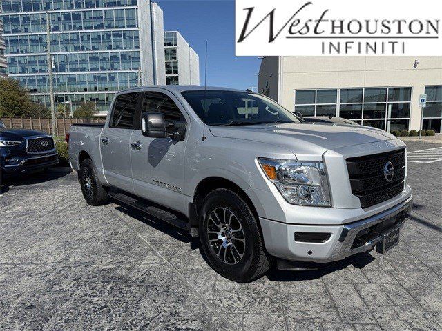 2020 Nissan Titan SV