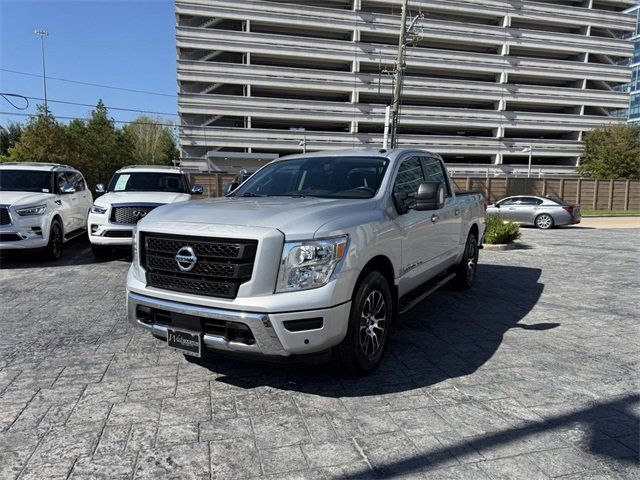 2020 Nissan Titan SV