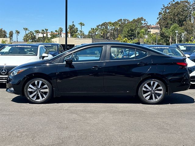 2020 Nissan Versa SR