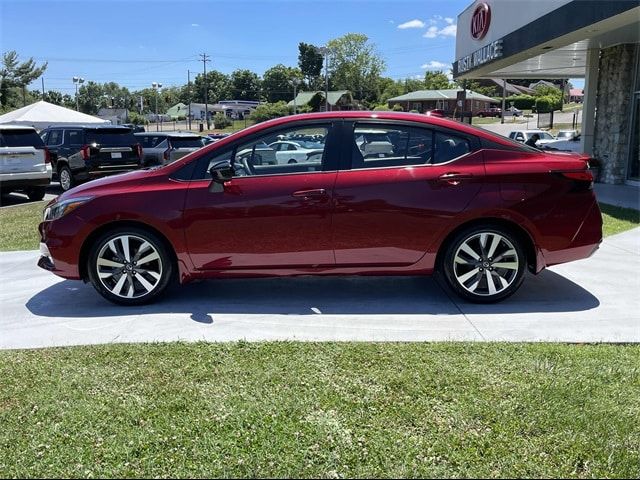 2020 Nissan Versa SR