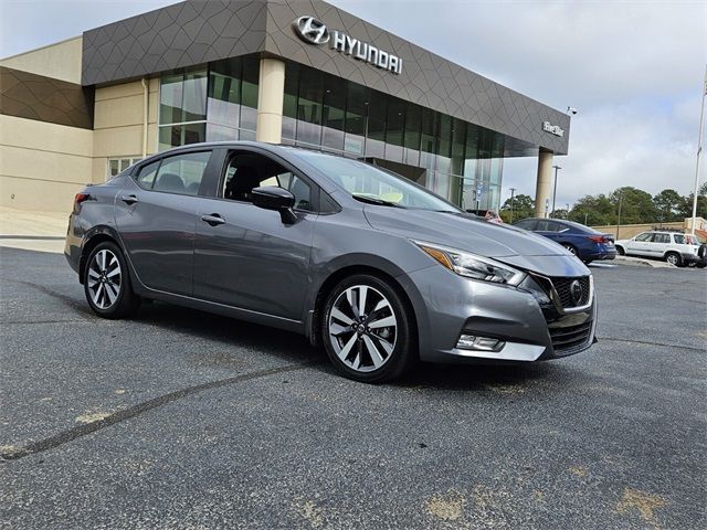 2020 Nissan Versa SR