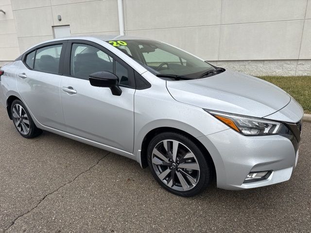 2020 Nissan Versa SR