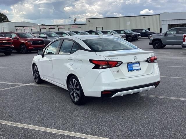 2020 Nissan Versa SR