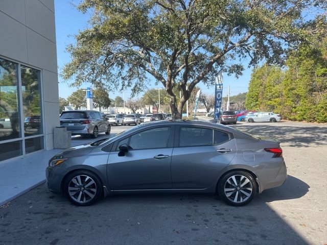 2020 Nissan Versa SR