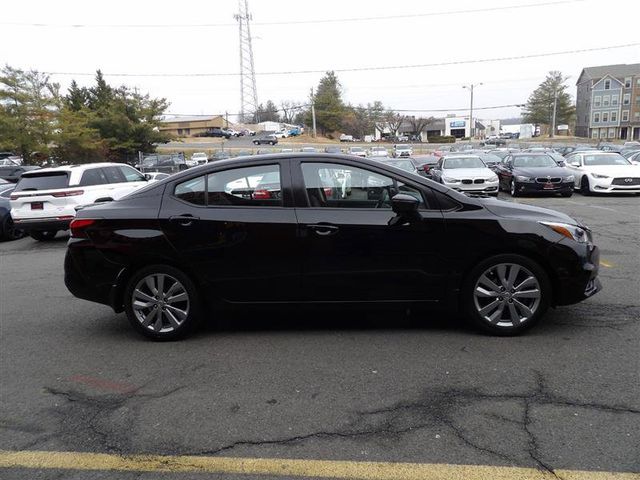 2020 Nissan Versa SR