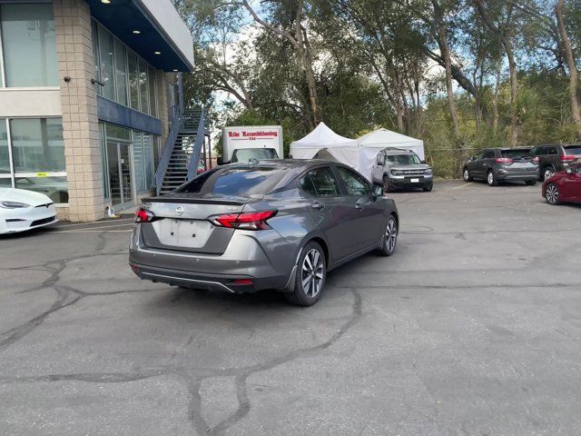 2020 Nissan Versa SR