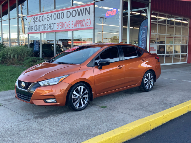 2020 Nissan Versa SR