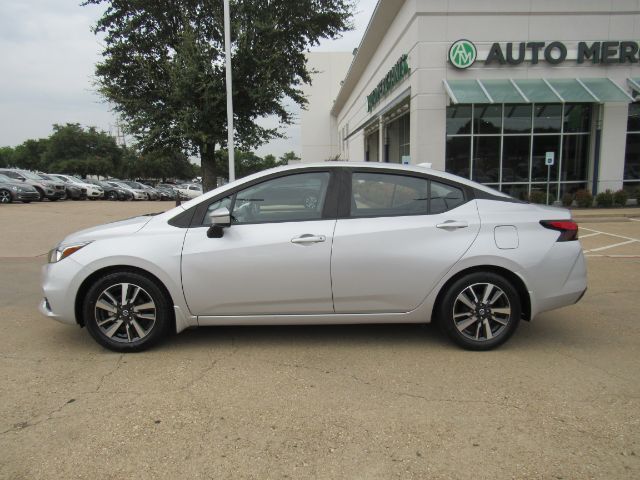 2020 Nissan Versa SV