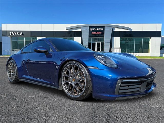 2020 Porsche 911 Carrera