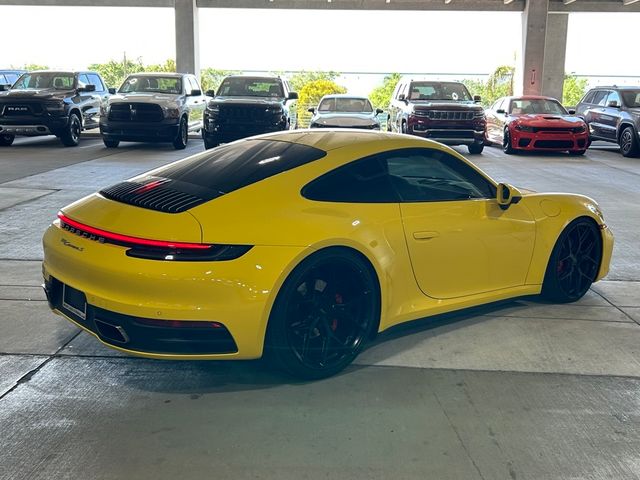 2020 Porsche 911 Carrera