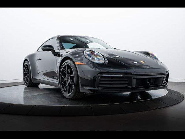 2020 Porsche 911 Carrera