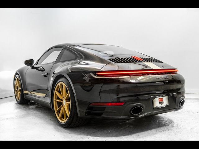 2020 Porsche 911 Carrera