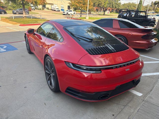 2020 Porsche 911 Carrera