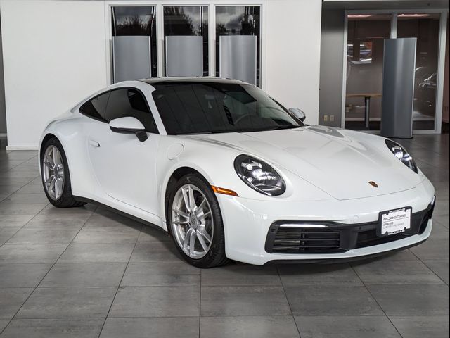 2020 Porsche 911 Carrera