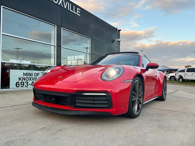 2020 Porsche 911 Carrera