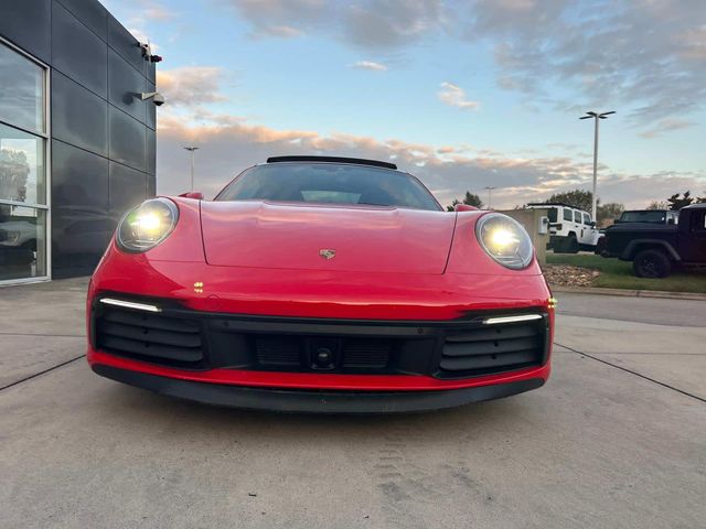 2020 Porsche 911 Carrera