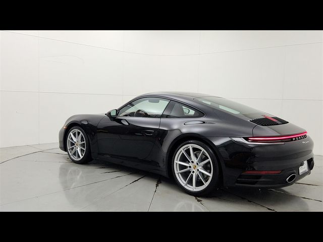 2020 Porsche 911 Carrera