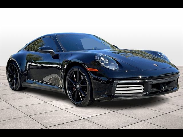 2020 Porsche 911 Carrera