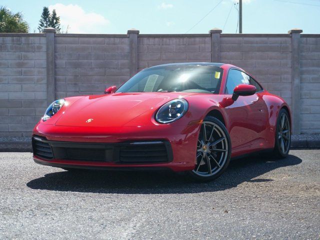 2020 Porsche 911 Carrera