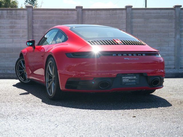 2020 Porsche 911 Carrera