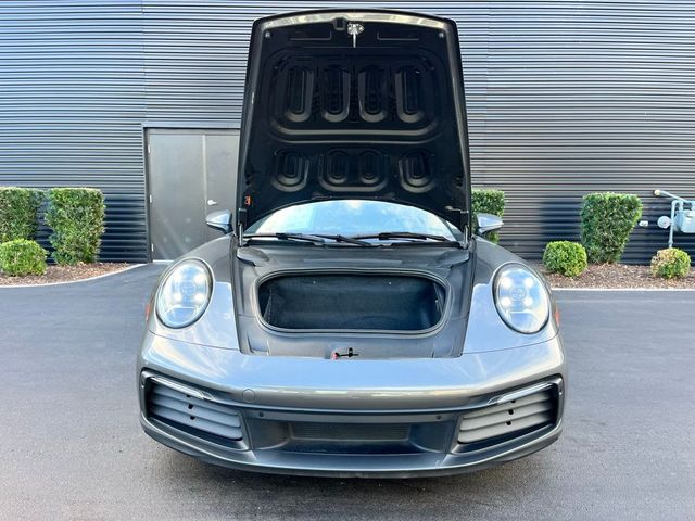 2020 Porsche 911 Carrera