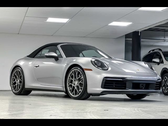 2020 Porsche 911 Carrera