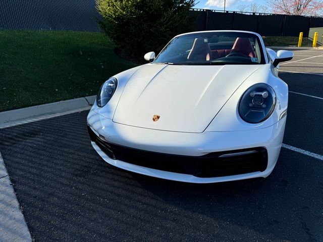 2020 Porsche 911 Carrera