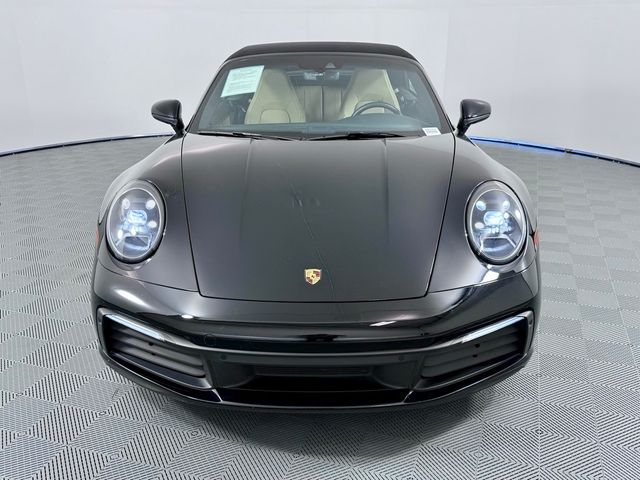 2020 Porsche 911 Carrera