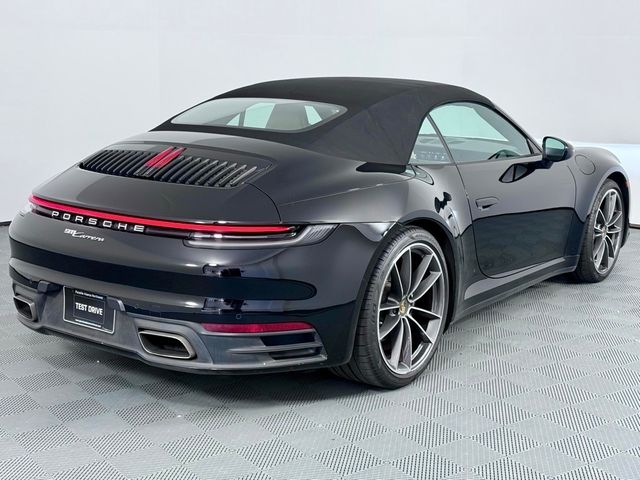 2020 Porsche 911 Carrera