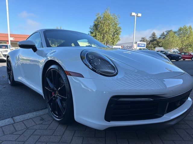 2020 Porsche 911 Carrera 4S