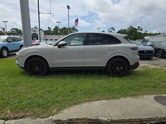 2020 Porsche Cayenne Base