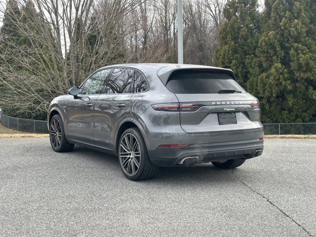 2020 Porsche Cayenne E-Hybrid Base