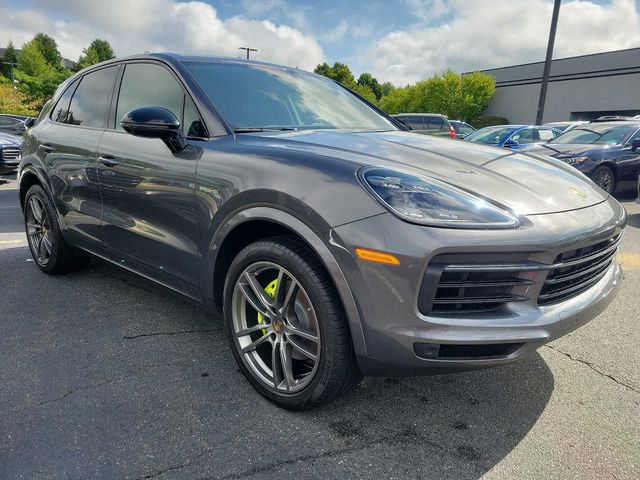 2020 Porsche Cayenne E-Hybrid Base