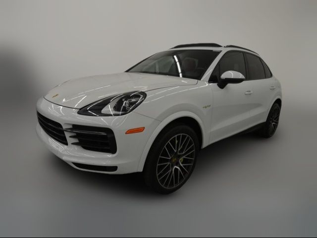 2020 Porsche Cayenne E-Hybrid Base