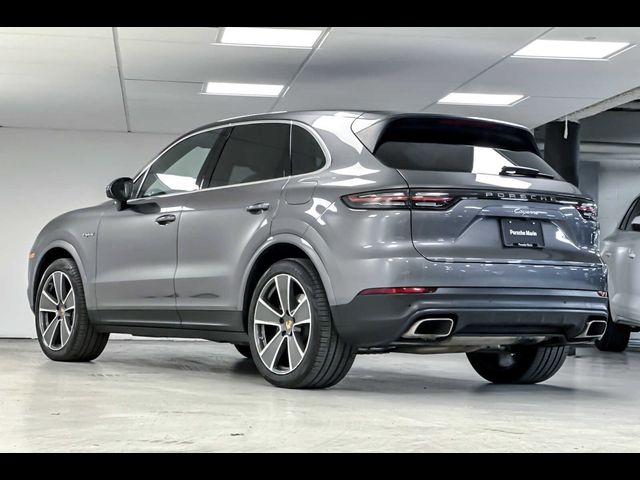 2020 Porsche Cayenne E-Hybrid Base