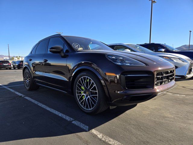 2020 Porsche Cayenne E-Hybrid Base