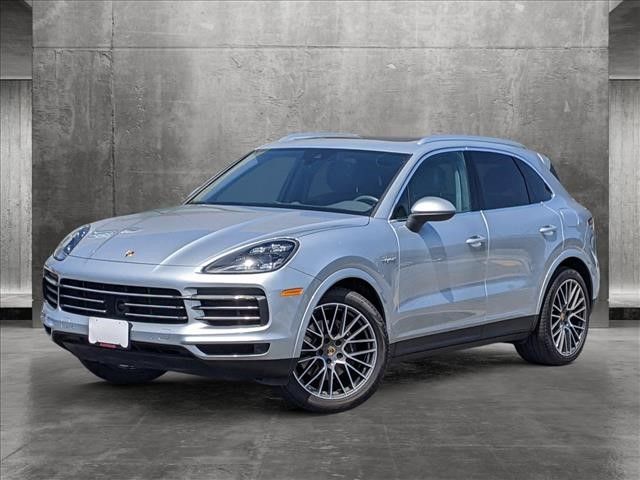 2020 Porsche Cayenne E-Hybrid Base