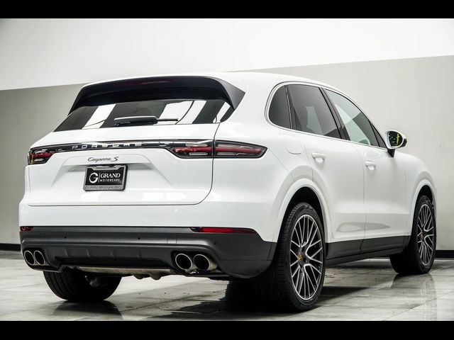 2020 Porsche Cayenne S