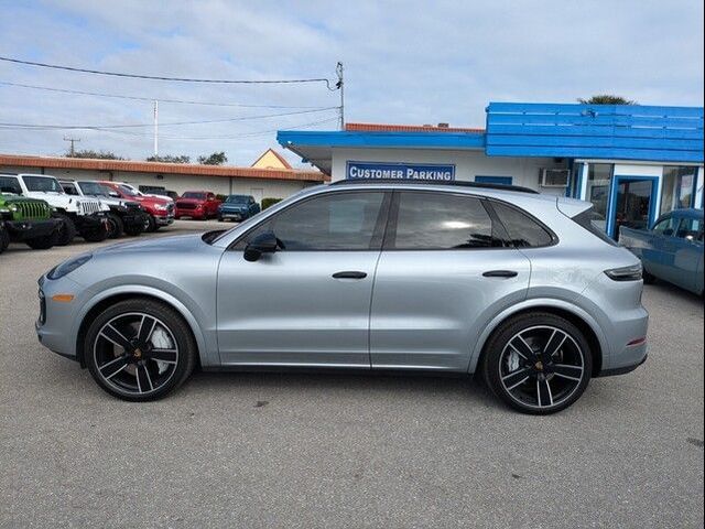 2020 Porsche Cayenne Turbo