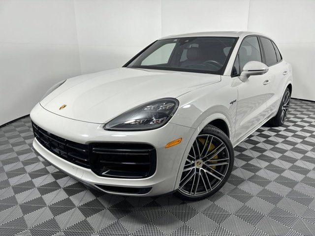 2020 Porsche Cayenne E-Hybrid Turbo S