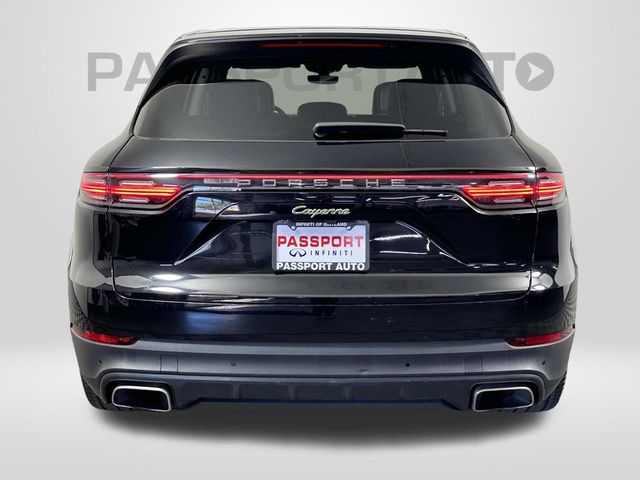 2020 Porsche Cayenne E-Hybrid Base