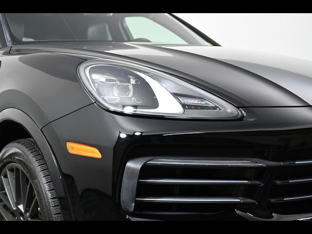 2020 Porsche Cayenne E-Hybrid Base