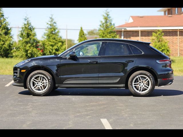 2020 Porsche Macan Base