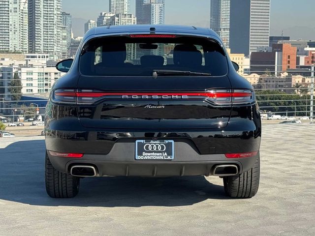 2020 Porsche Macan Base