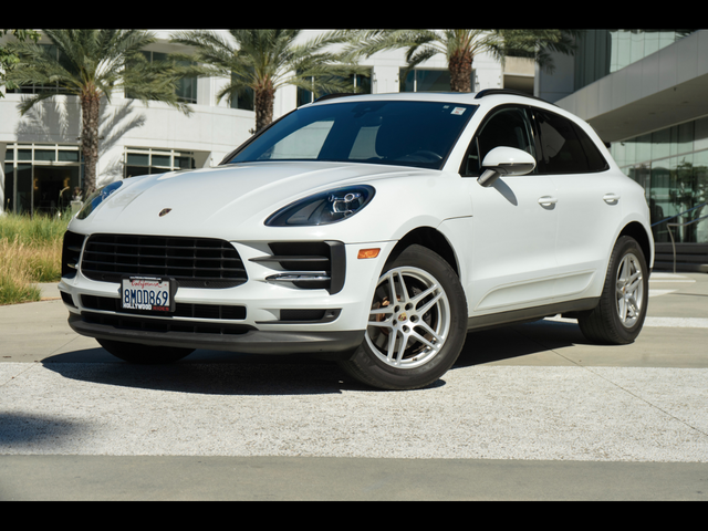 2020 Porsche Macan Base