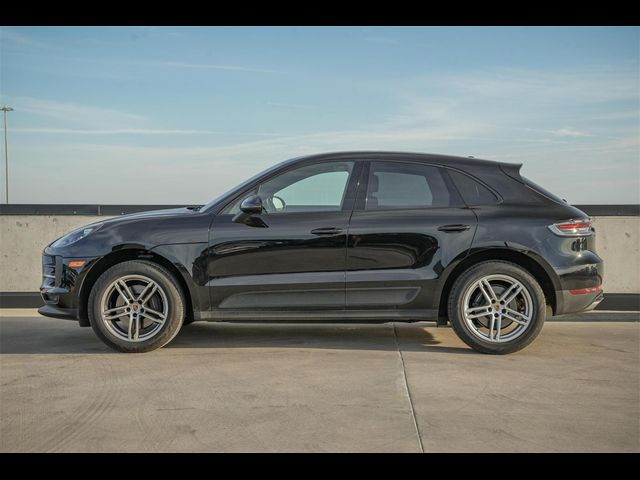 2020 Porsche Macan Base