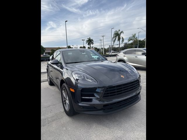 2020 Porsche Macan Base