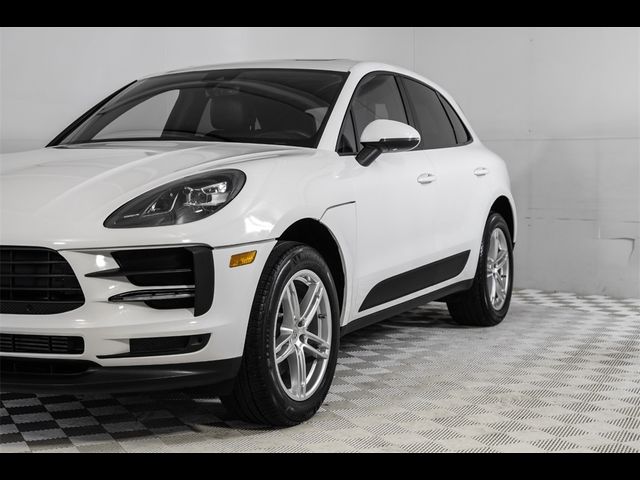 2020 Porsche Macan Base